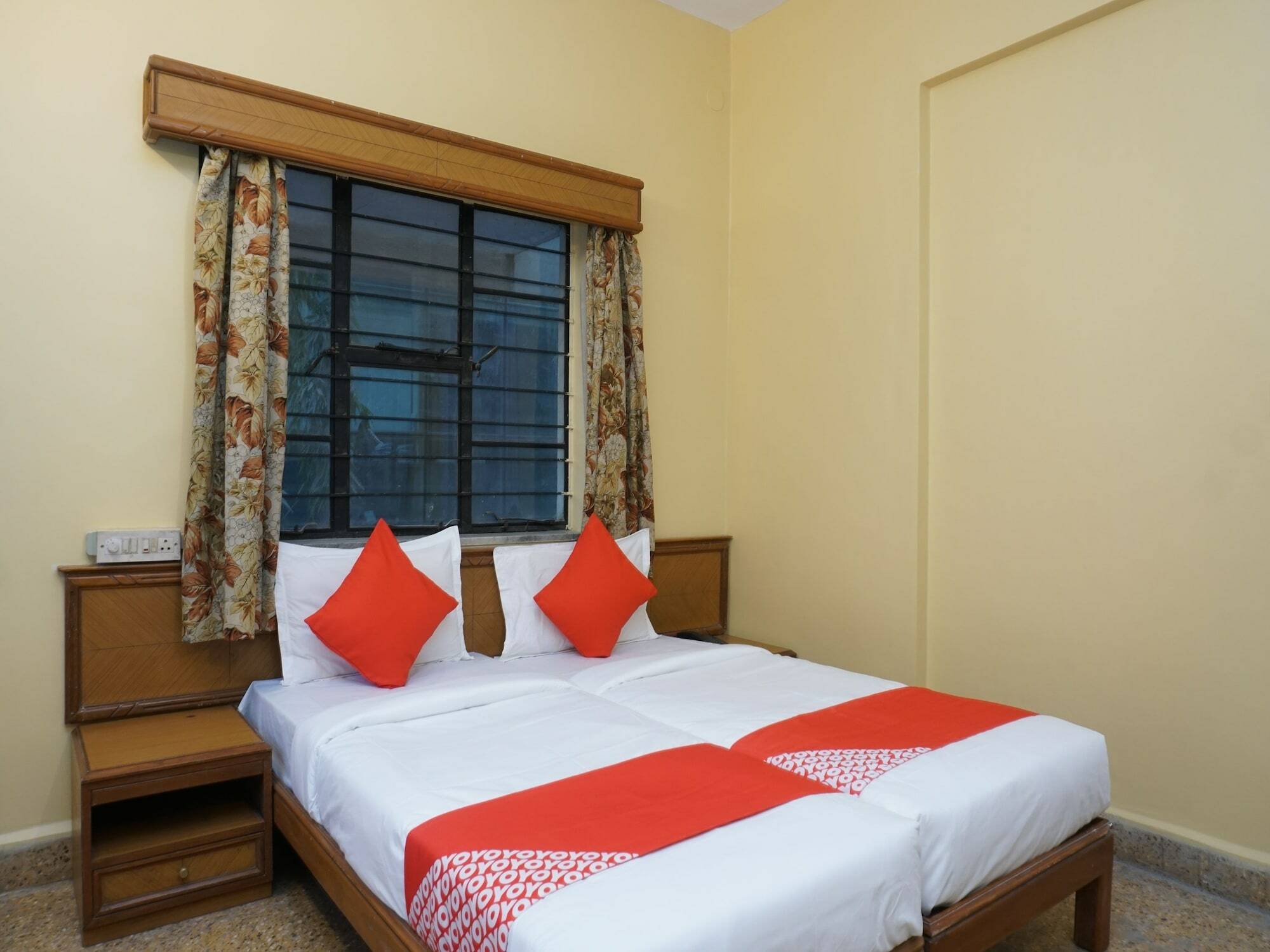 Oyo 22312 Nandanvan 3* Pune